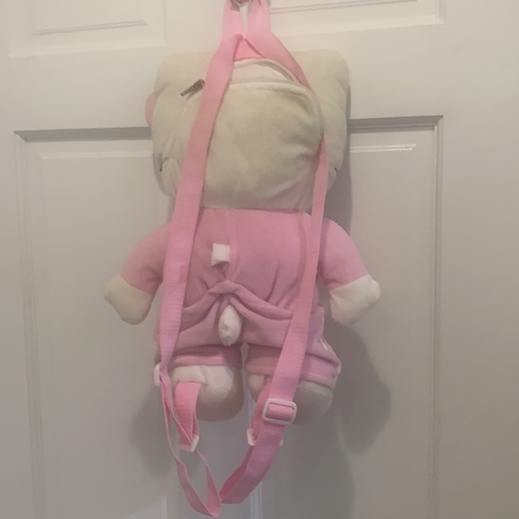 Hello kitty backpack - Picture 2 of 3